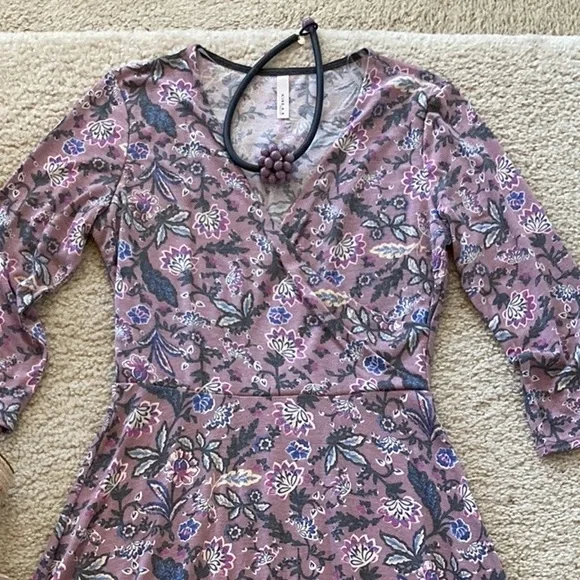 Flower Print Faux Wrap Dress - Picture 4 of 7